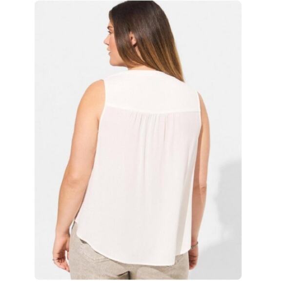 Torrid Cloud Dancer Harper Linen Pullover Tank - Picture 4 of 9